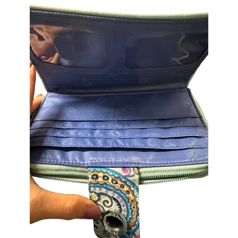 Vera Bradley Quilted Cotton Paisley Wallet‎ With Turnlock & Zipper Compartments - Picture 5 of 5